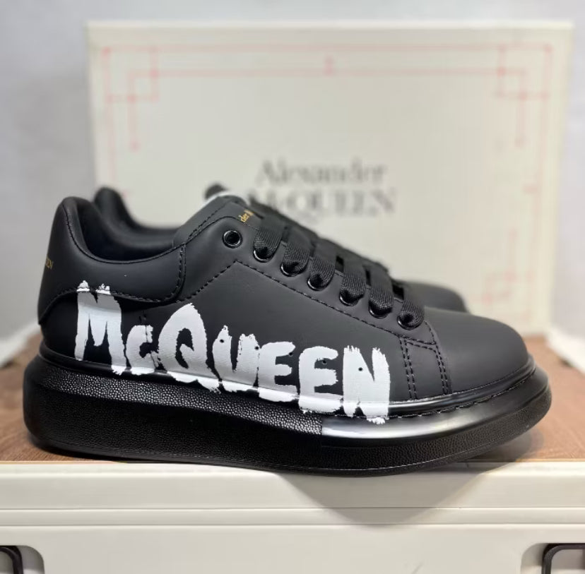 Alexander McQueen Oversized