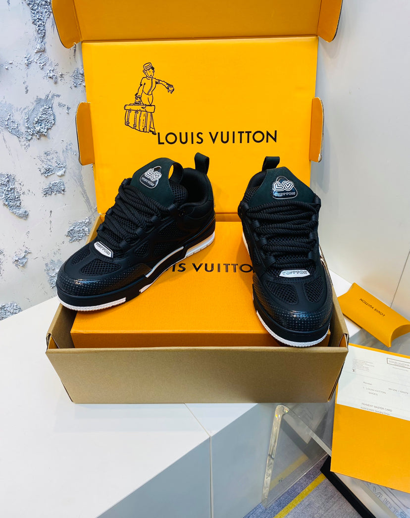 Louis Vuitton LV Skate Sneaker en blanco y negro