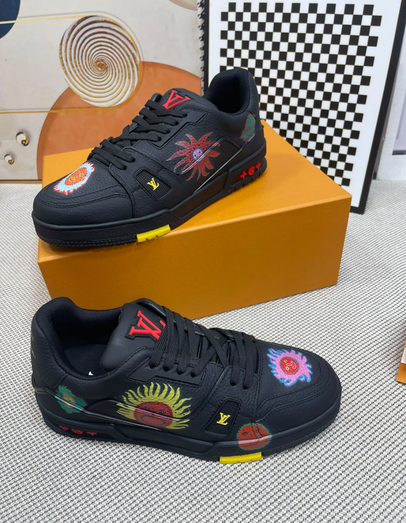 Louis Vuitton x Yayoi Kusama Sneak
Estampado Negro