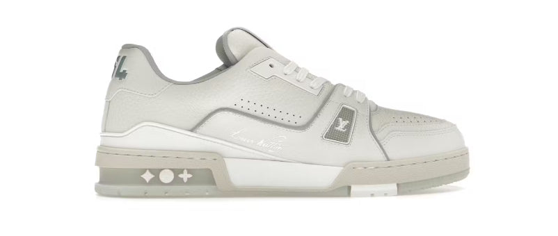 Louis Vuitton Zapatillas Blanco
Gris Signature
