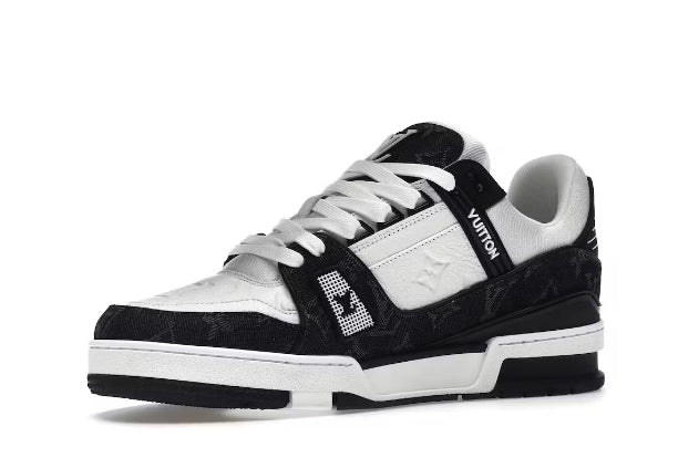 Louis Vuitton LV Trainer en blanco y negro