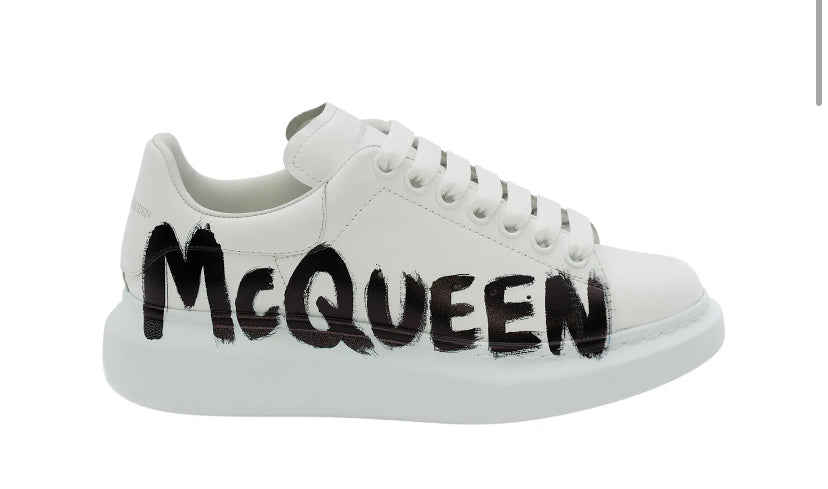 Alexander McQueen Graffiti de gran tamaño Blanco Negro