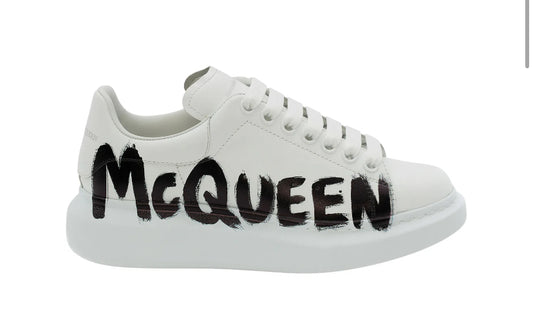 Alexander McQueen Graffiti de gran tamaño Blanco Negro