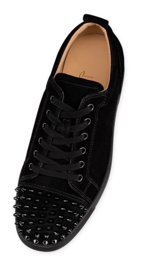 Louis Junior Spikes Sneaker
Christian Louboutin