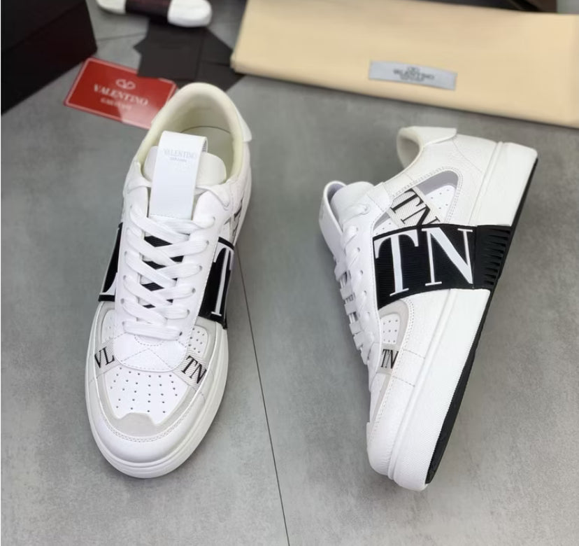 Valentino Garavani VL7N Sneaker Caña Baja Blanco Negro Gris