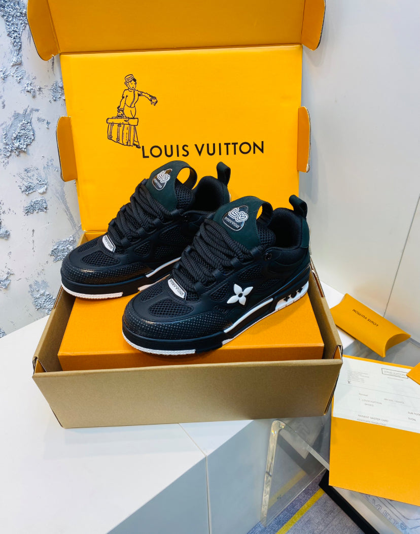 Louis Vuitton LV Skate Sneaker en blanco y negro